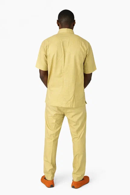 Ensemble homme saharien