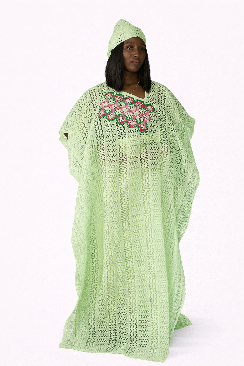 Boubou en dentelle – élégance traditionnelle